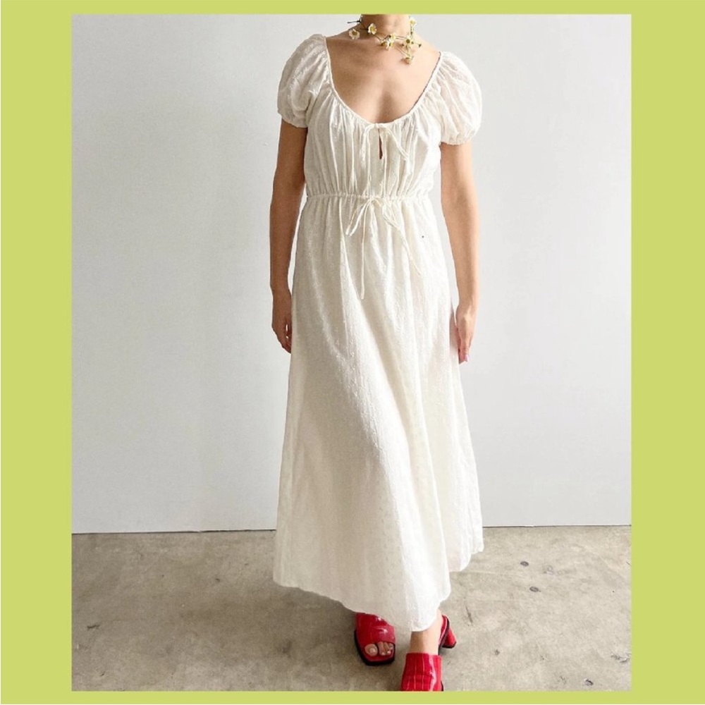 Lisa Says Gah - Lux Dress Milk Eyelet - Small NEW